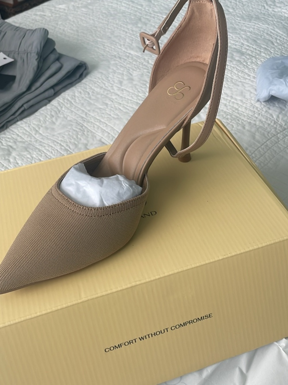 Cozy island nude pump 7.5 NWT $100 new - Picture 2 of 8